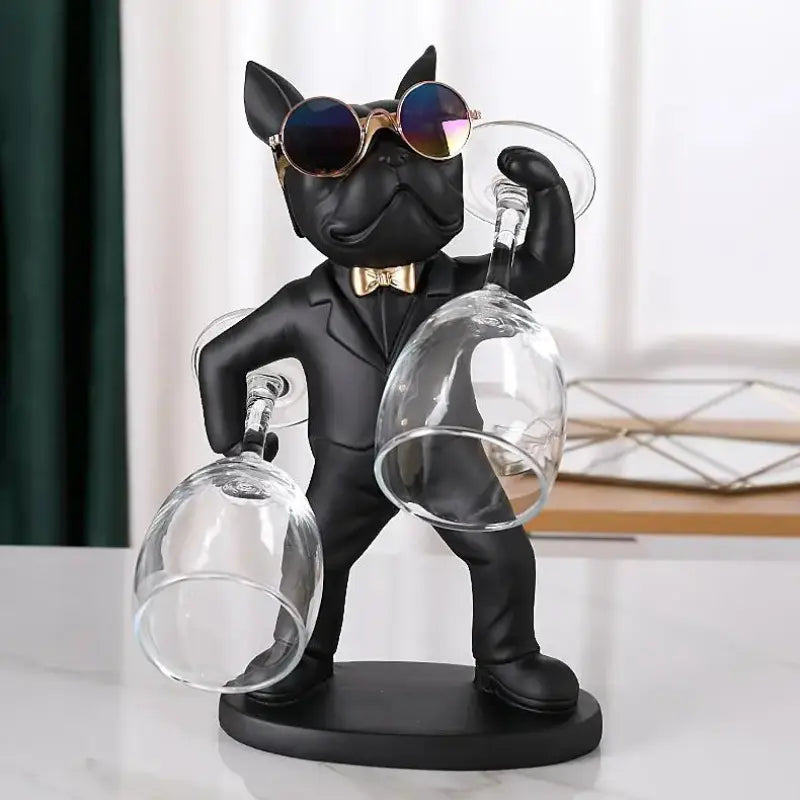Esculturas Decorativa Porta Vinho e Taça Bigstock