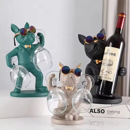 Esculturas Decorativa Porta Vinho e Taça Bigstock