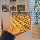 Luminária de Mesa em Cubo Flores de Tulipa